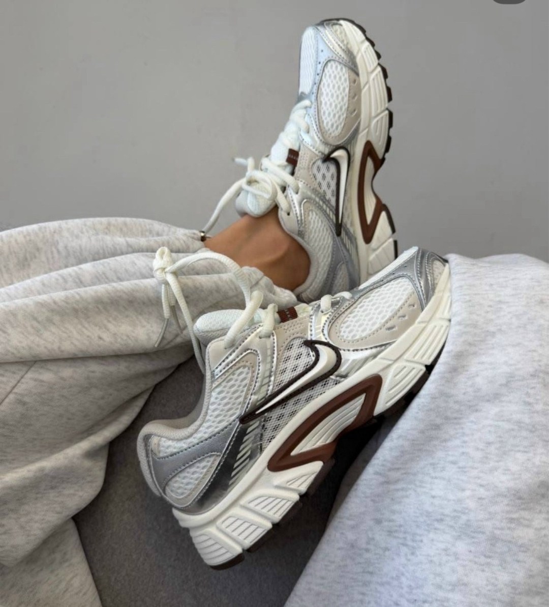 кроссовки nike,,женские кроссовки,кроссовки оригинал,кроссовки