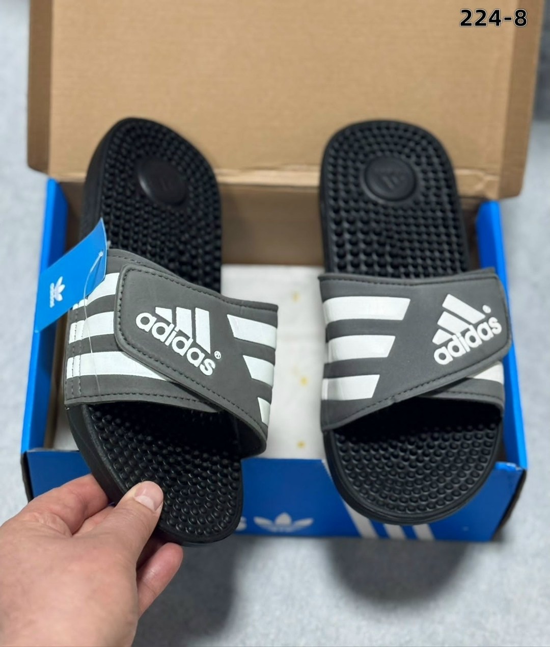 шлепанцы массажные адидас,сланцы adidas,шлепанцы adidas,шлепки адидас,тапки адидас