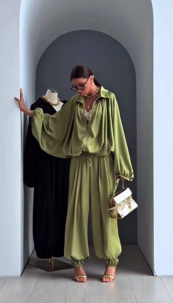 атласный костюм,повседневный костюм,комплект брючный,костюм в пижамном стиле