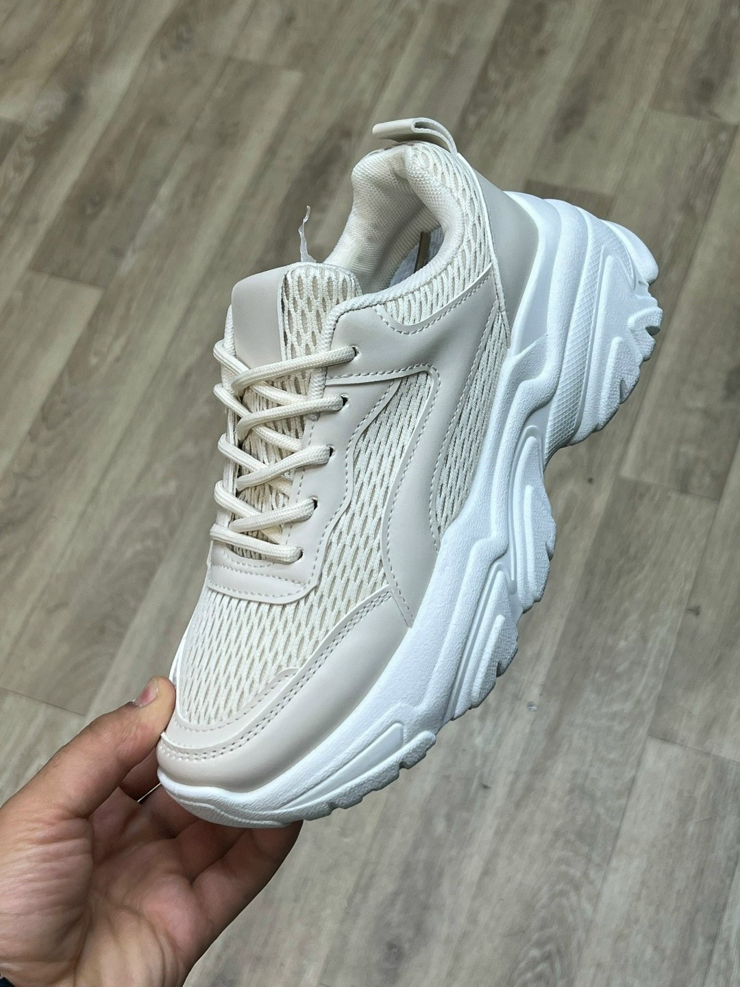 кроссовки,кроссовки женскиe,белые кроссовки,массивные кроссовки,повседневные кроссовки