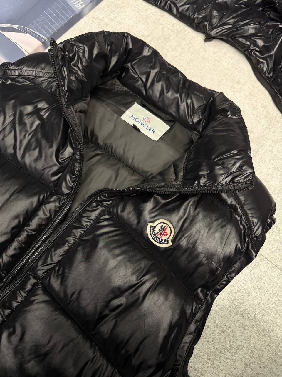 пуховик moncler maya черный,жилетка монклер мужская,монклер,куртка монклер,жилетка монклер