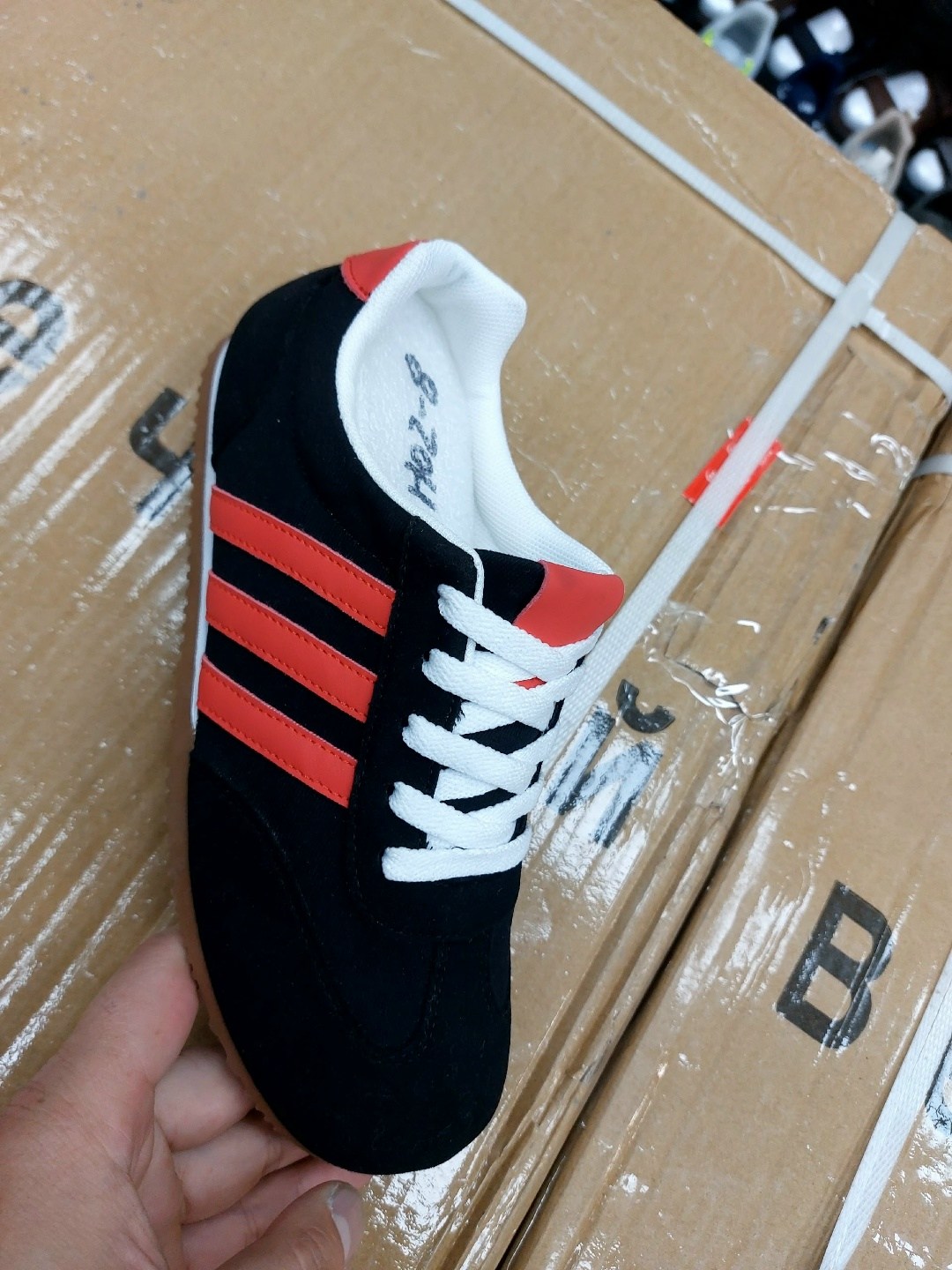 кроссовки адидас,,кроссовки adidas,спортивные кроссовки адидас мужские,мужские кроссовки