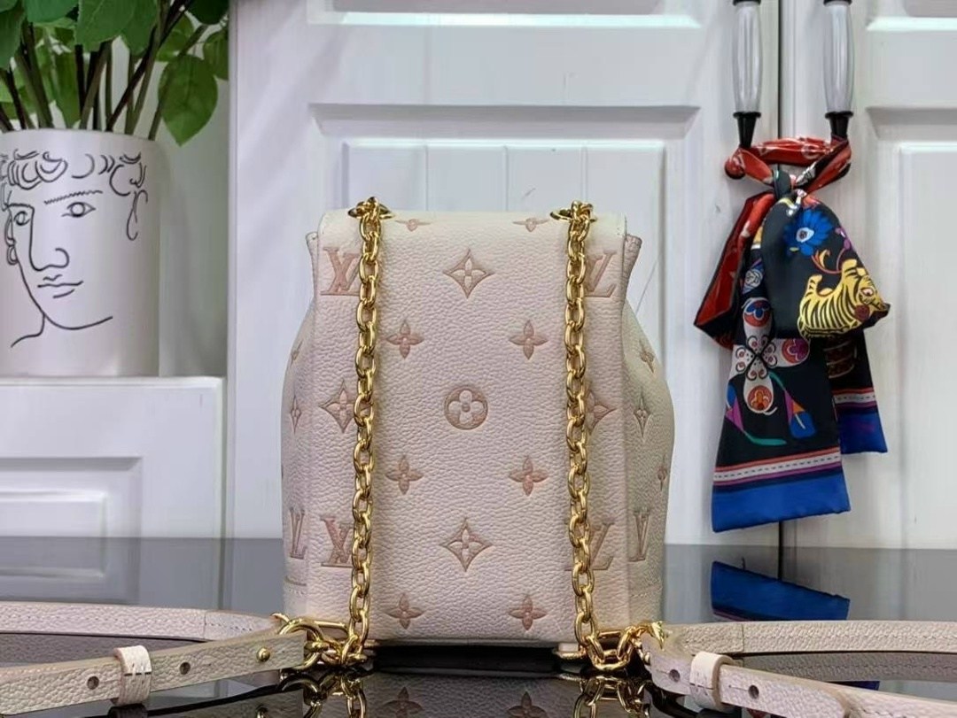 louis vuitton рюкзак,рюкзак луи виттон женский,louis vuitton рюкзак louis vuitton,рюкзак луи виттон,рюкзак луи витон женский