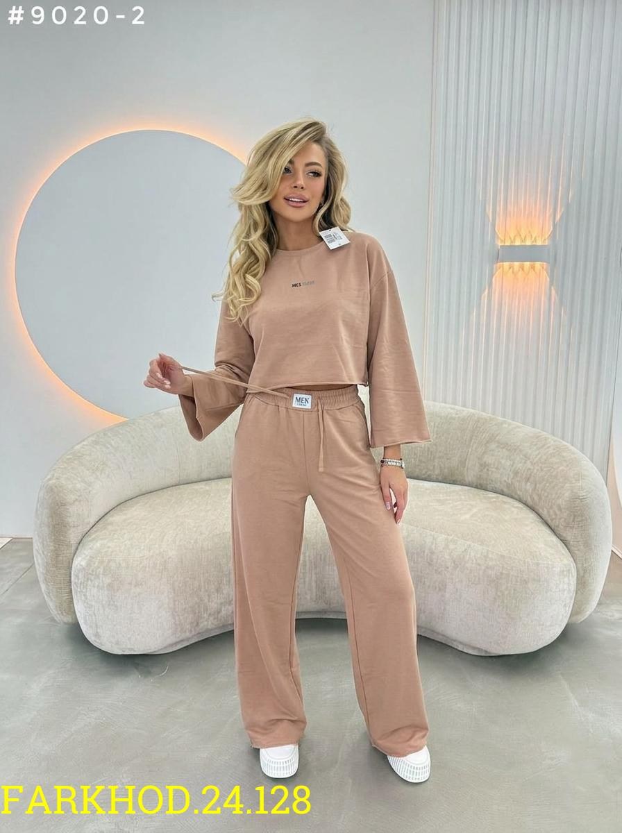 костюм спортивный женский,костюм женский,белые костюмы,трикотажные костюмы,костюм женский на флисе