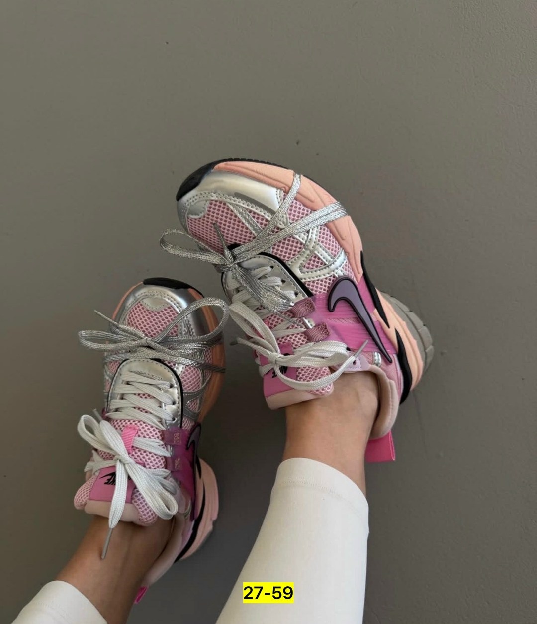 кроссовки для бега v2k run женские с низким верхом розовые/серебристые nike,кроссовки беговые женские,кроссовки nike v 2 k run,кроссовки nike,кроссовки для женщин nike initiator pink
