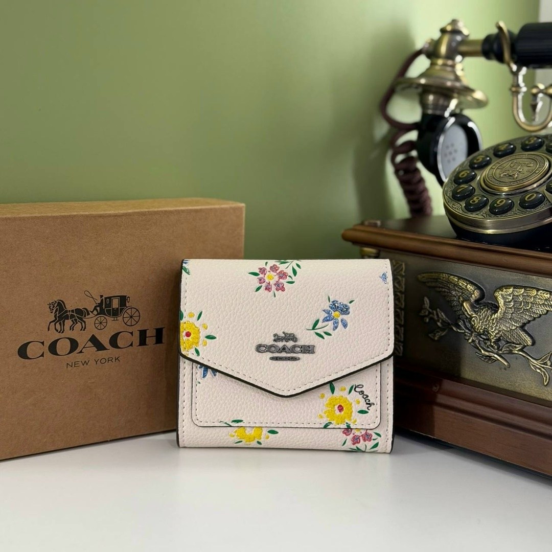 женский кошелек coach,кошелек coach,стильный женский кошелек,женские кошельки,брендовый кошелек coach