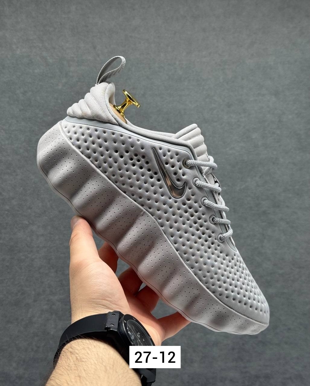 кроссовки,,кроссовки nike,спортивная ,кроссовка