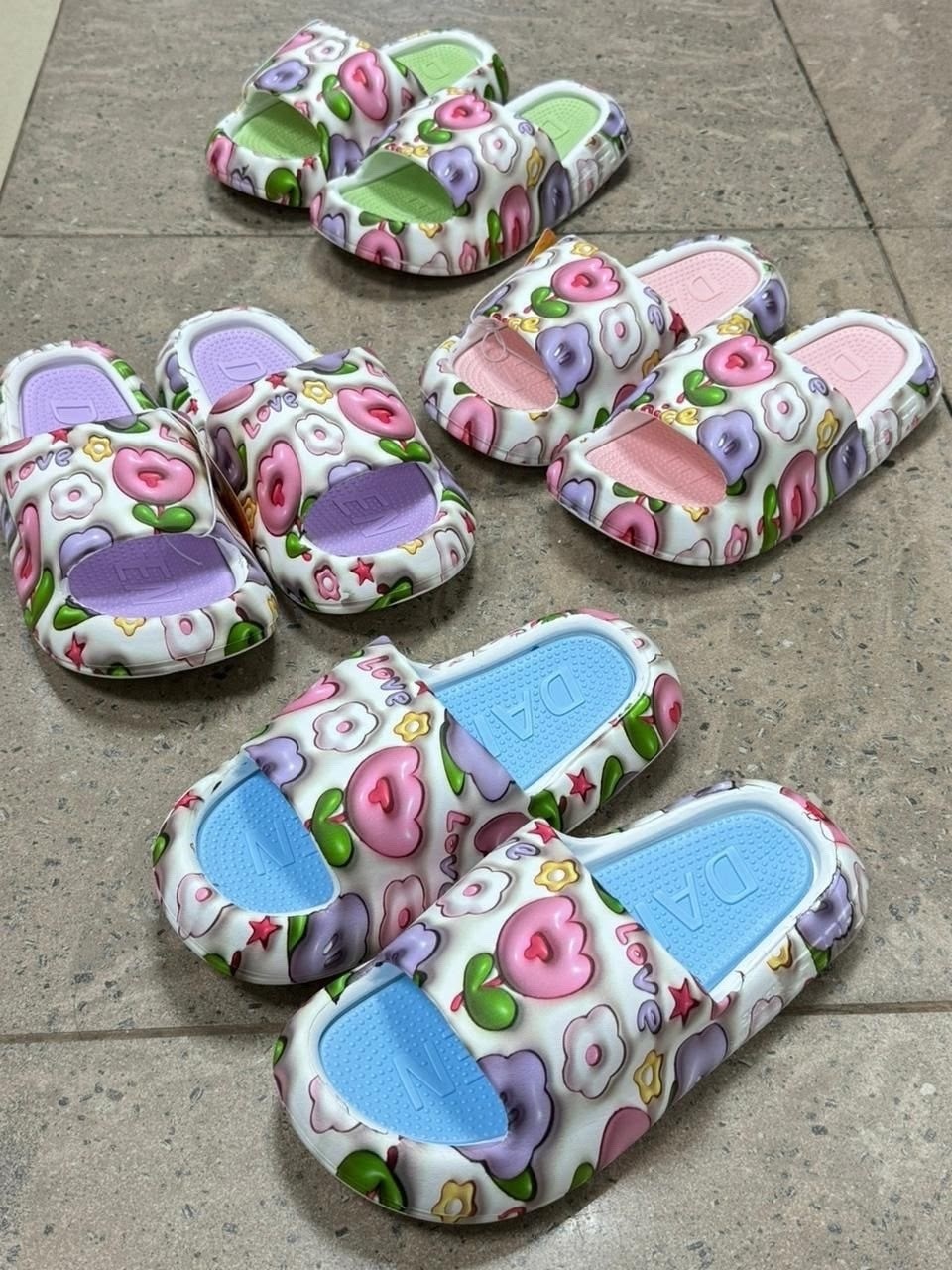 летние тапочки,шлепанцы женские,,тапочки модные,детские тапочки
