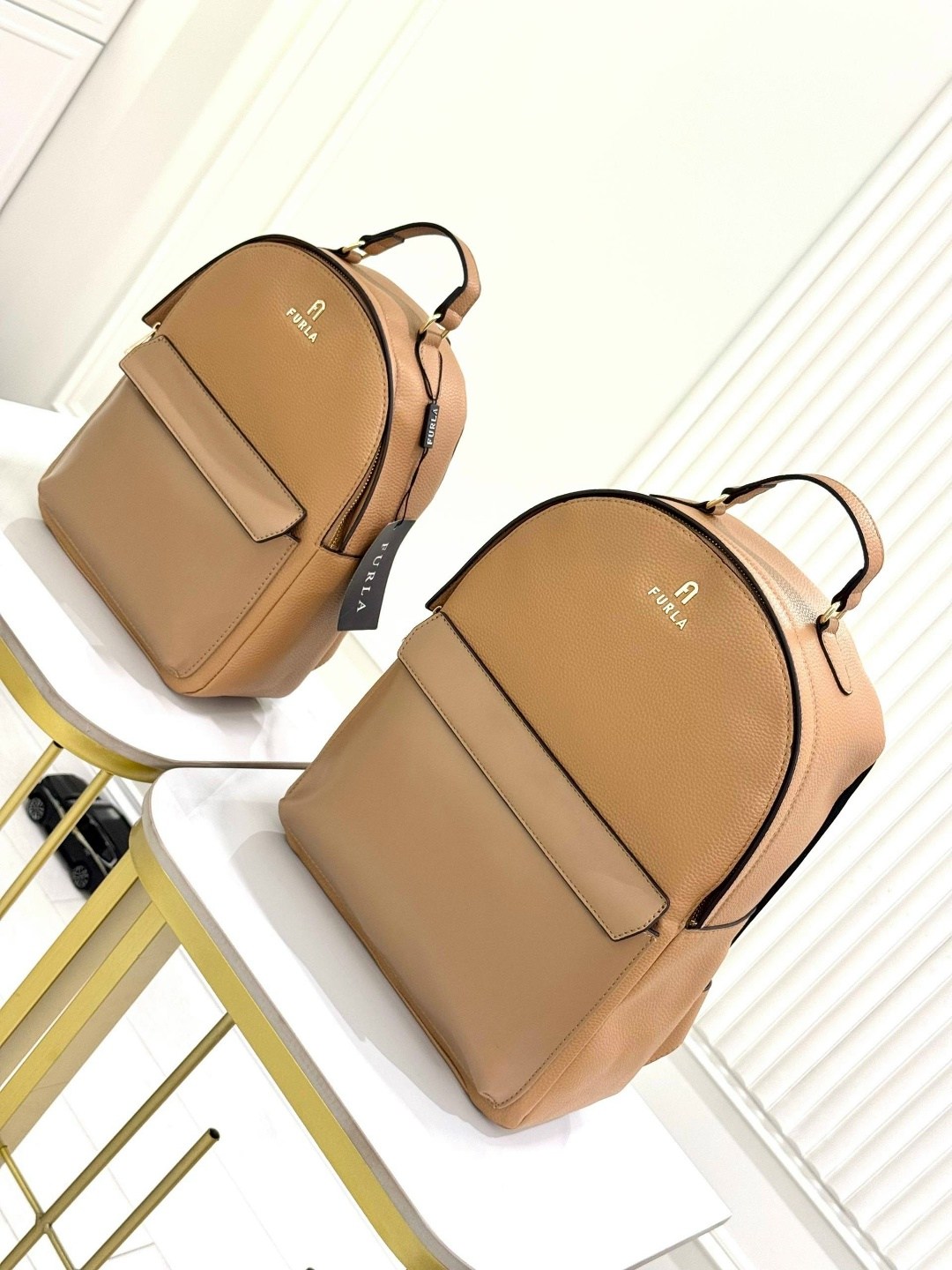 рюкзаки furla,рюкзак furla бежевый,рюкзак furla favola medium furla,рюкзак женские,бежевый рюкзак женский furla