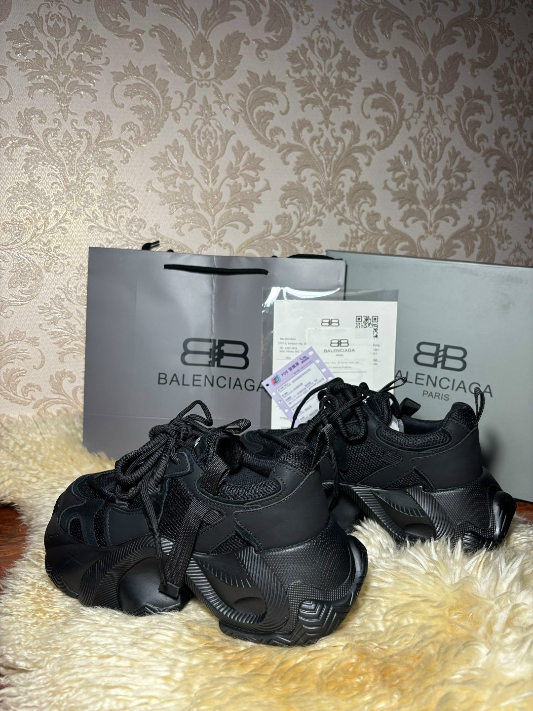 кроссовки женские balenciaga,balenciaga кроссовки,кроссовки баленсиага черные,кроссовки комбинированные triple s от balenciaga,кроссовки balenciaga 3xl black