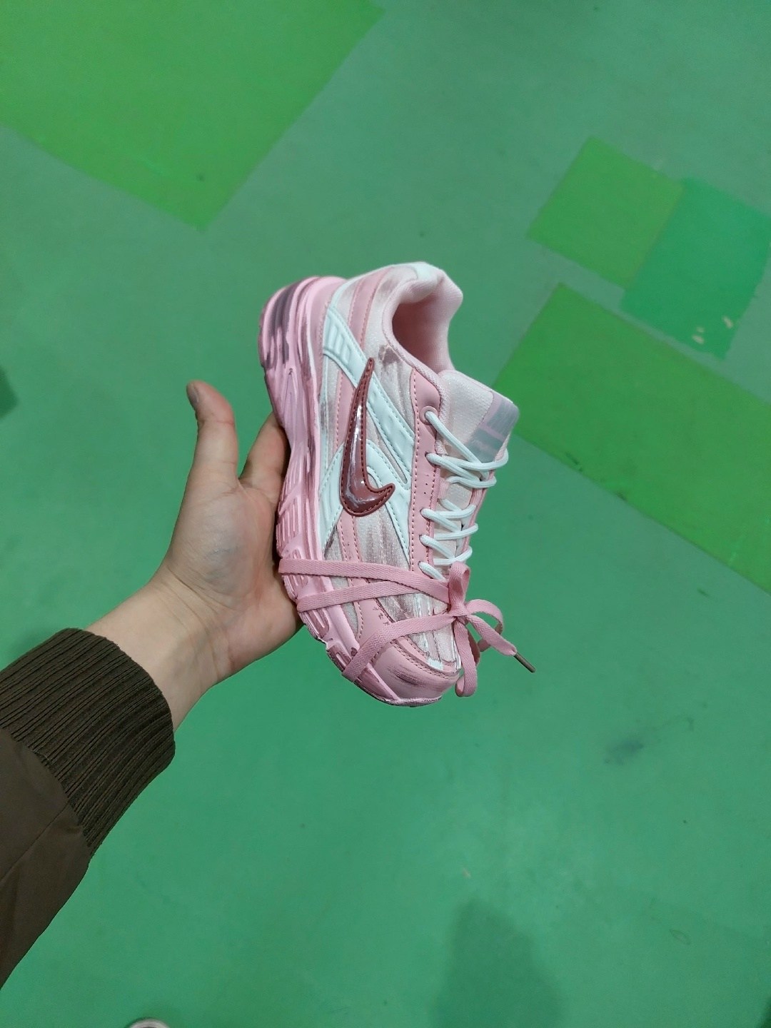 кроссовки nike initiator pink,кроссовки для женщин nike initiator pink,кроссовки nike initiator розовые,женские беговые кроссовки nike initiator ярко-розовый,женские кроссовки nike initiator "pink"