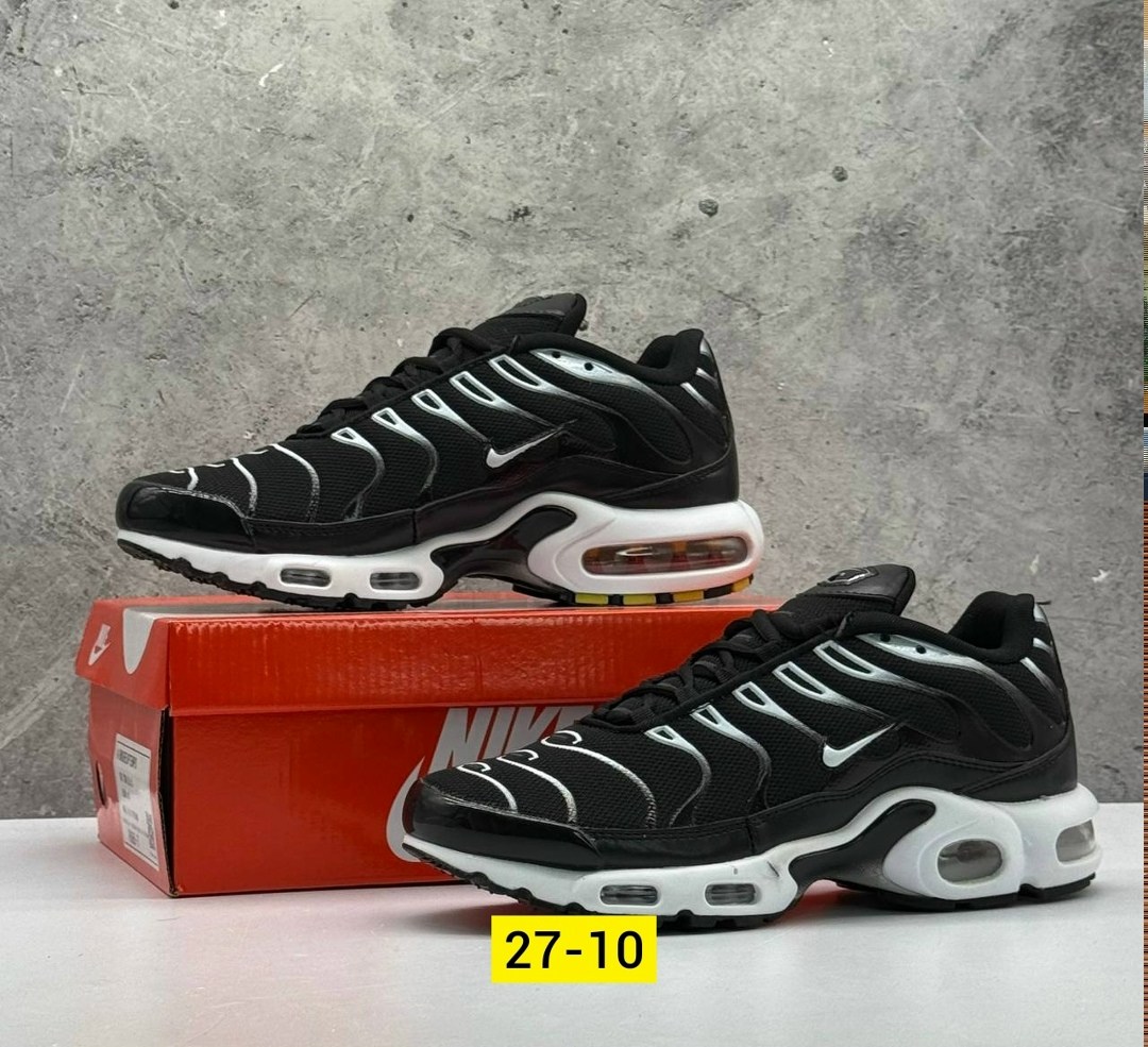 кроссовки nike air max plus tn,nike air max tn plus,кроссовки мужские nike air max tn plus,мужские кроссовки nike air max plus tn black silver green,nike air max tn plus black