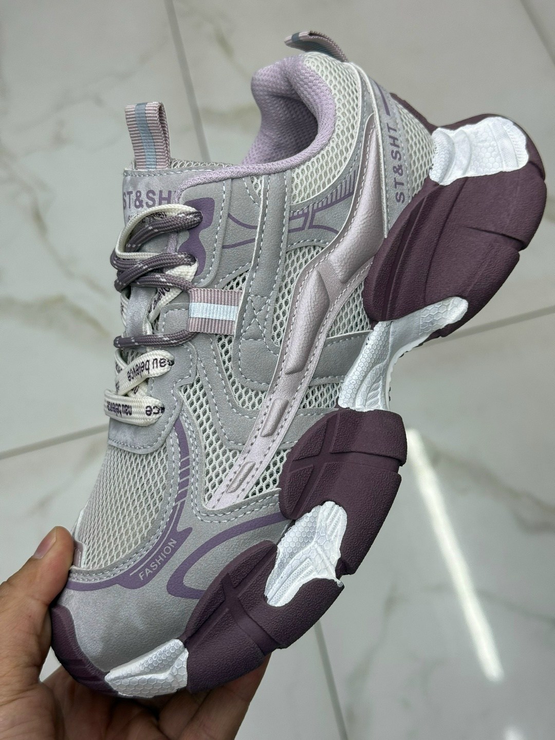 женские кроссовки,,кроссовки,модные кроссовки,женские массивные кроссовки