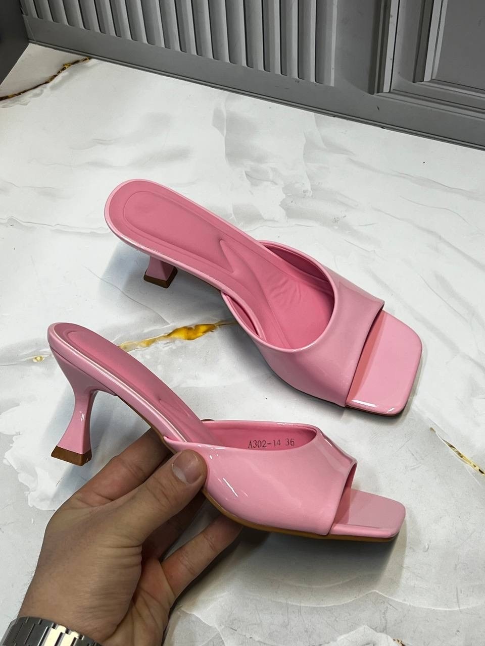 мюли на каблуке,женские босоножки на высоком каблуке,каблуки босоножки,шлепанцы женские,туфли с каблуками разного цвета