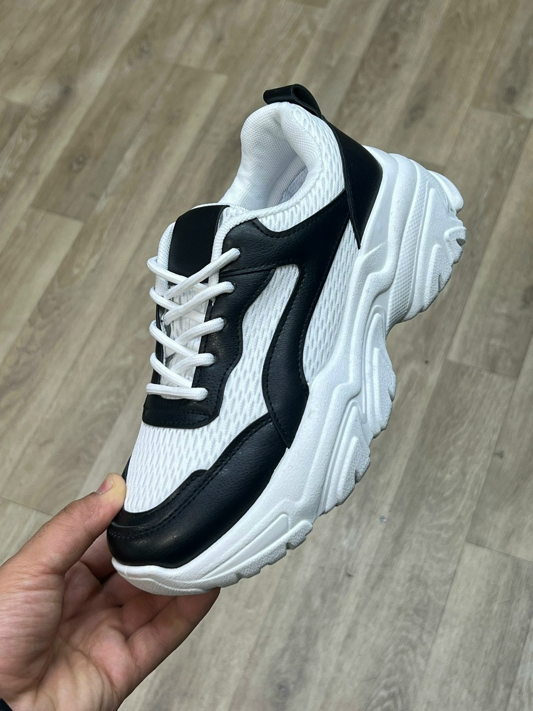 кроссовки,кроссовки женскиe,белые кроссовки,массивные кроссовки,повседневные кроссовки