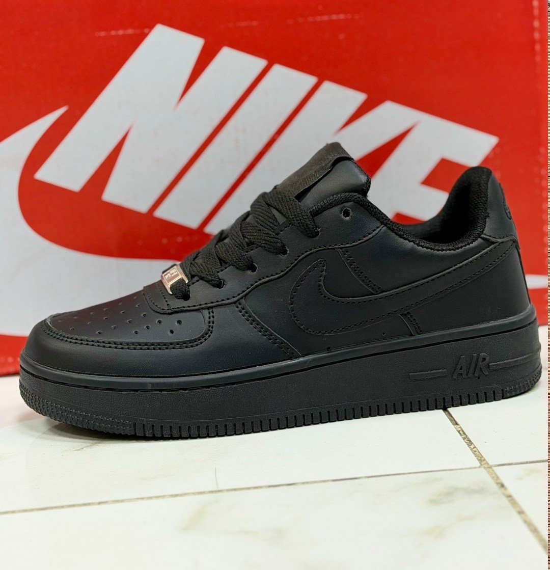 кроссовки мужские nike air force 1,кросcовки nike air force 1,кроссовки nike air force,кроссовки nike air force 1 черные,мужские кроссовки nike air force 1 черные