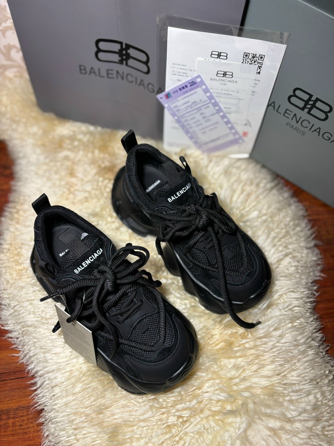 кроссовки женские balenciaga,balenciaga кроссовки,кроссовки баленсиага черные,кроссовки комбинированные triple s от balenciaga,кроссовки balenciaga 3xl black