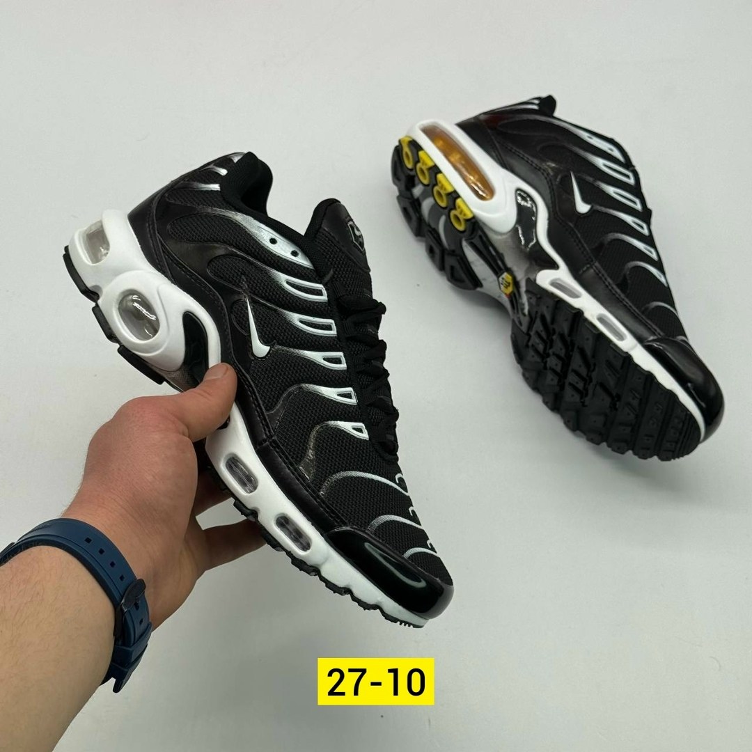 кроссовки nike air max plus tn,nike air max tn plus,кроссовки мужские nike air max tn plus,мужские кроссовки nike air max plus tn black silver green,nike air max tn plus black