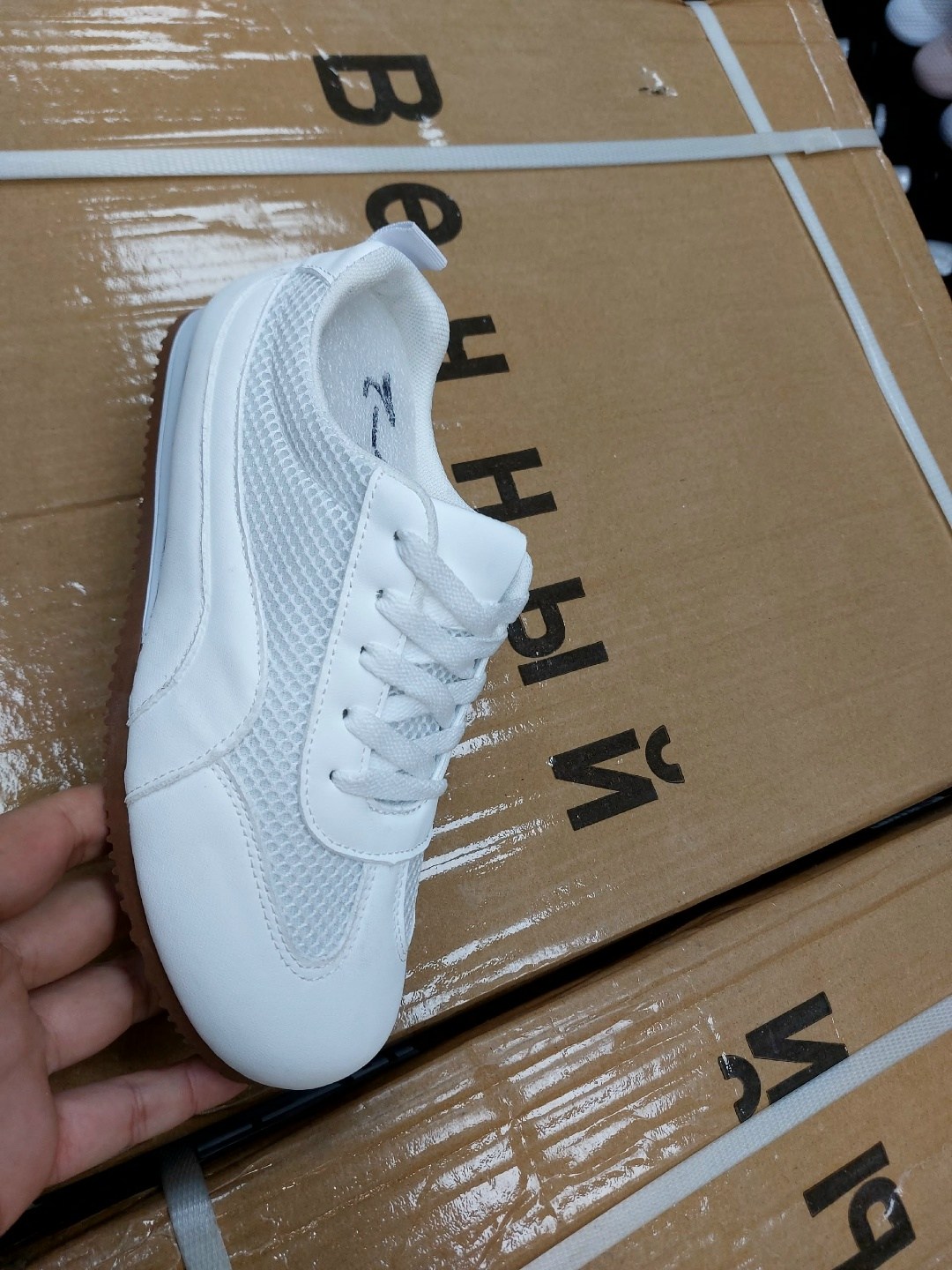 ,женские кроссовки,спортивная , для фитнеса,кроссовки для женщин