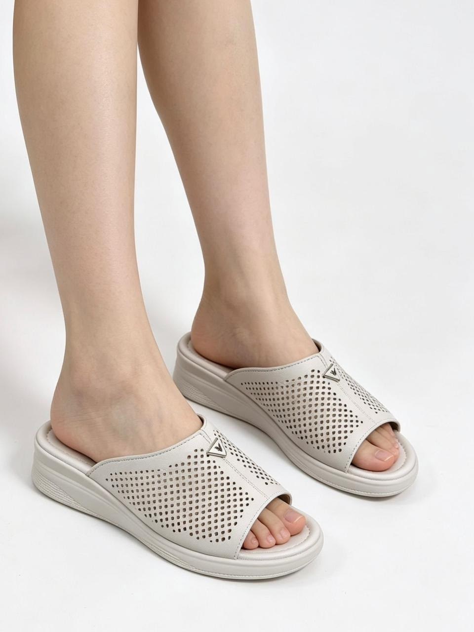 сабо женские,,женские шлепанцы,женская ,медицинская