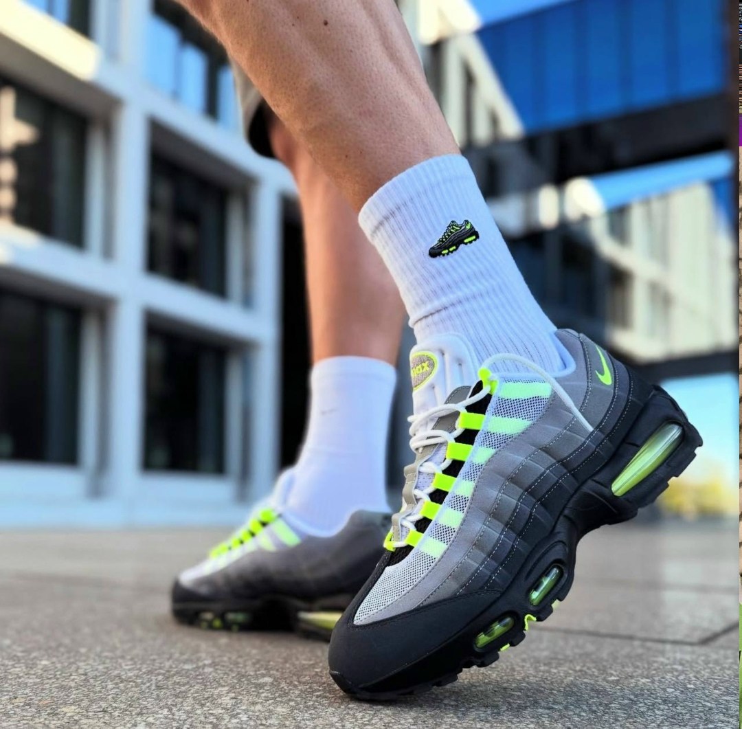 nike air max 95,nike air max 95 neon,кроссовки для мужчин,кроссовки nike air max 95,nike air max 95 og