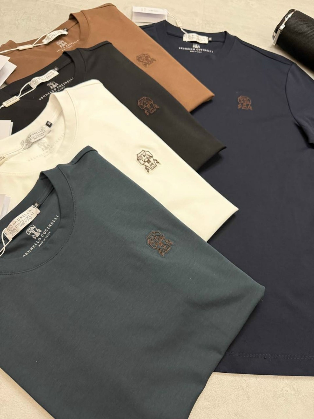 мужская футболка,футболки для мужчин,футболки белые,футболка,мужская белая футболка