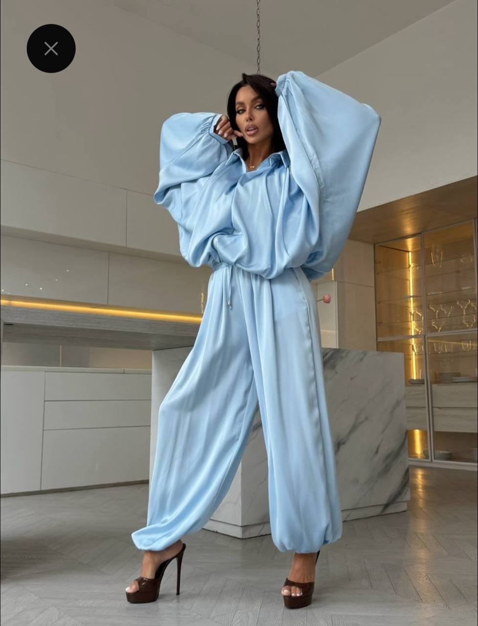 атласный костюм,повседневный костюм,комплект брючный,костюм в пижамном стиле