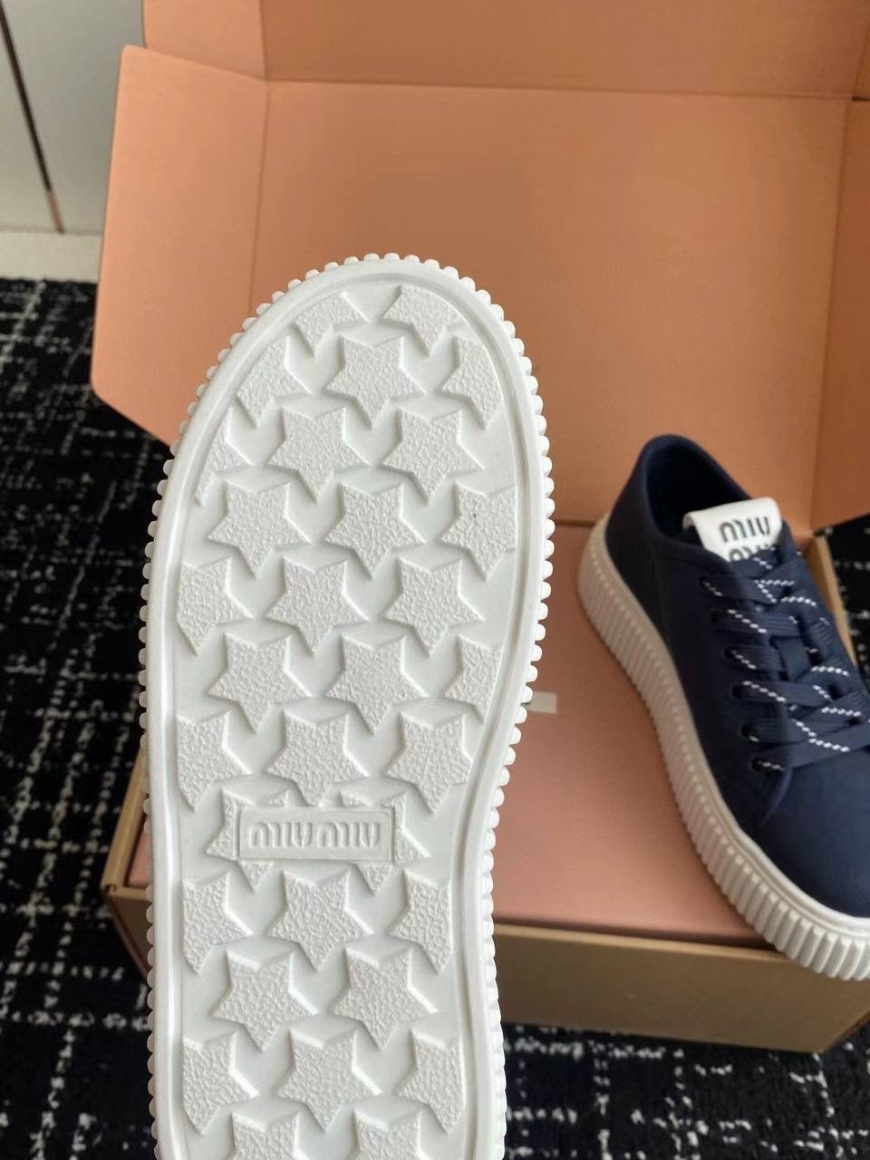 ,кеды miu miu,кроссовки miu miu женские,кеды женски,кроссовки miu miu