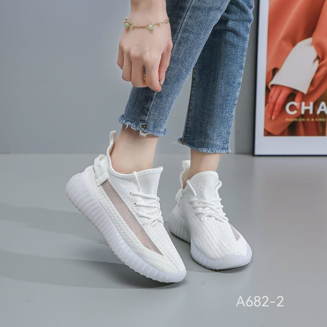 adidas yeezy boost 350 бежевые,изи кроссовки женские,кроссовки детские текстильные yeezy boost кеды изи,кроссовки женские,кроссовки