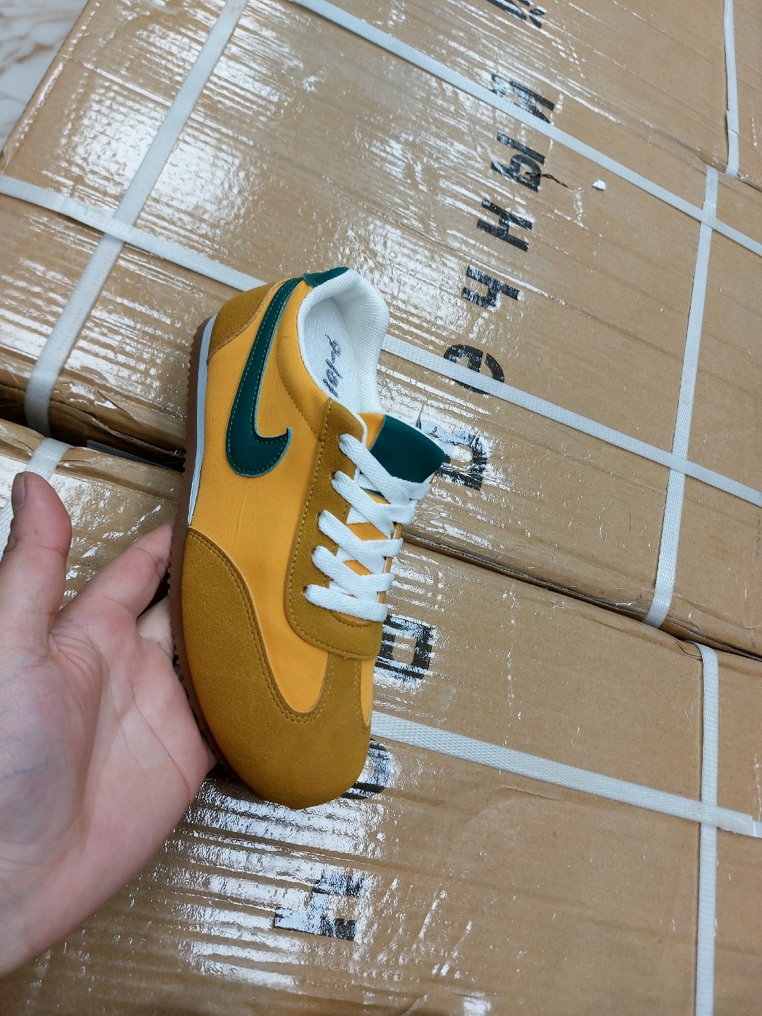 nike cortez classic,nike cortez yellow,кроссовки,кроссовки nike,cortez кроссовки