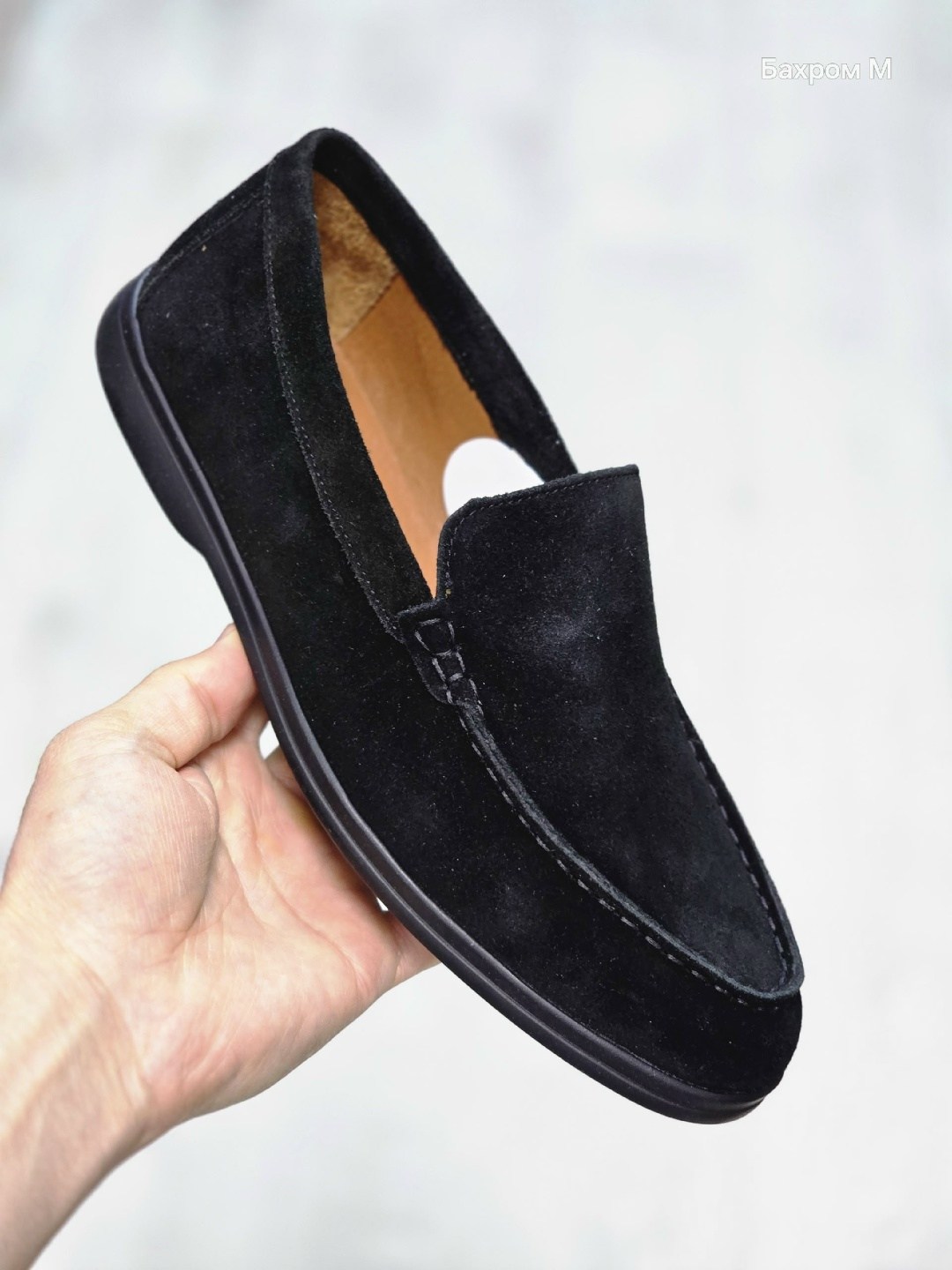 loro piana мужские лоферы,лоферы мужские замшевые,мужские лоферы из натуральной замши,лоферы мужские замшевые с белой подошвой,лоферы мужские замшевые коричневые
