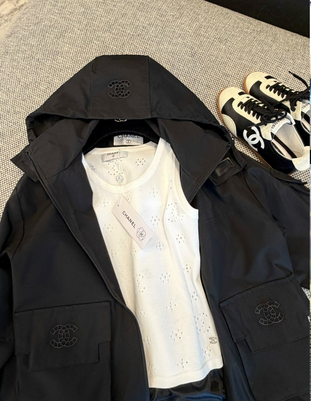 куртка женская,легкая куртка,демисезонная куртка женская,черная куртка бомбер,куртка