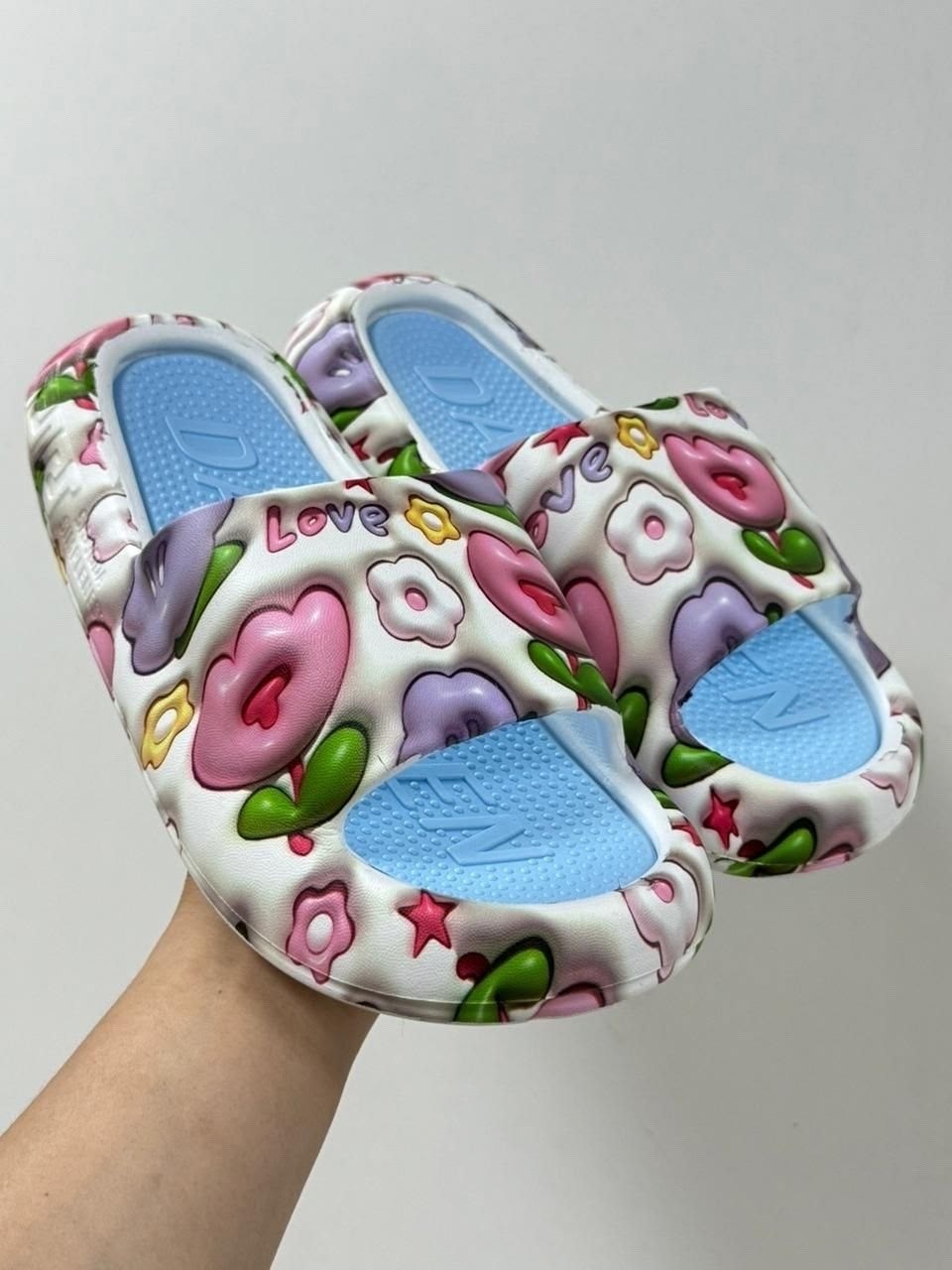 летние тапочки,шлепанцы женские,,тапочки модные,детские тапочки