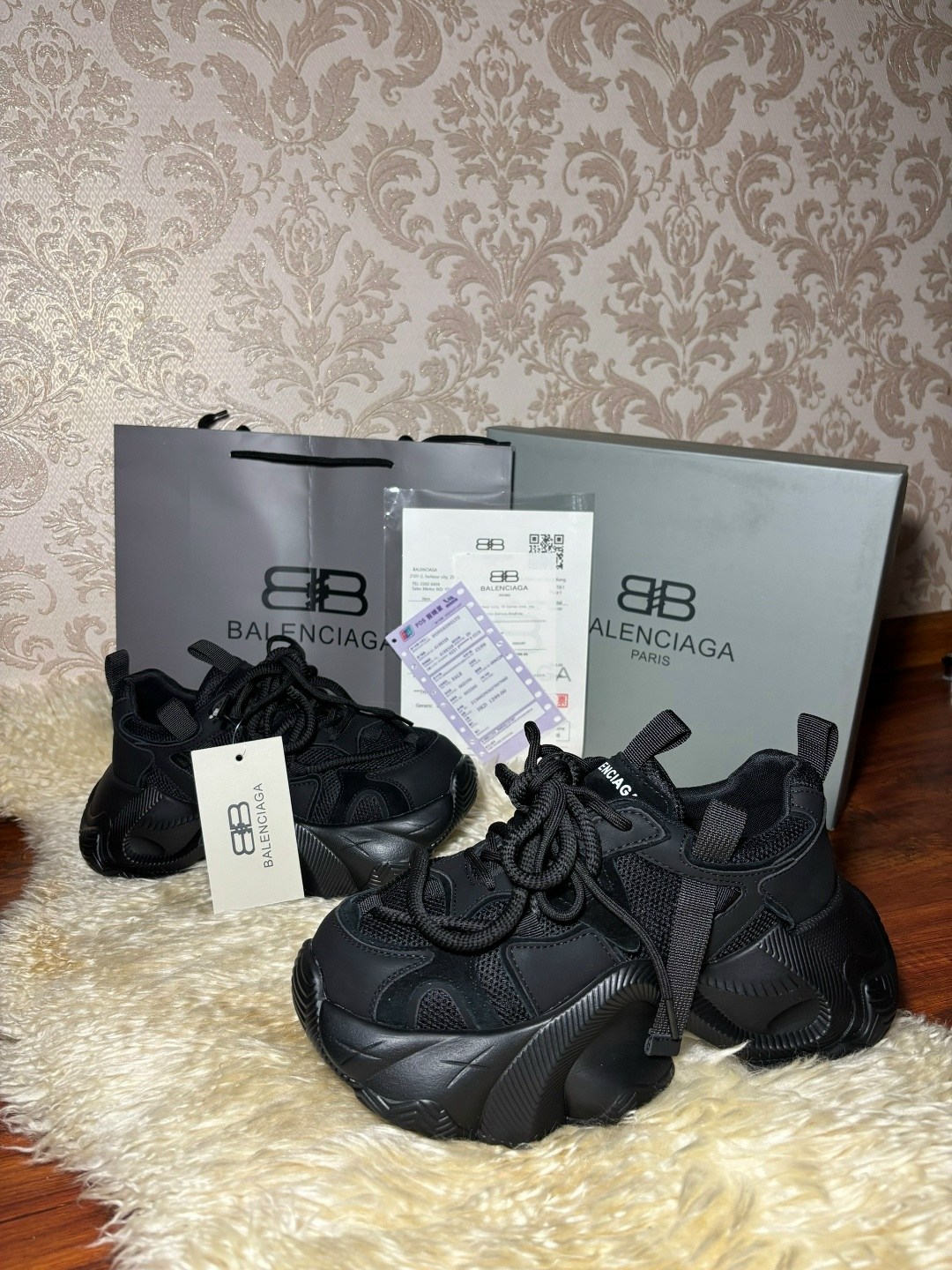 кроссовки женские balenciaga,balenciaga кроссовки,кроссовки баленсиага черные,кроссовки комбинированные triple s от balenciaga,кроссовки balenciaga 3xl black
