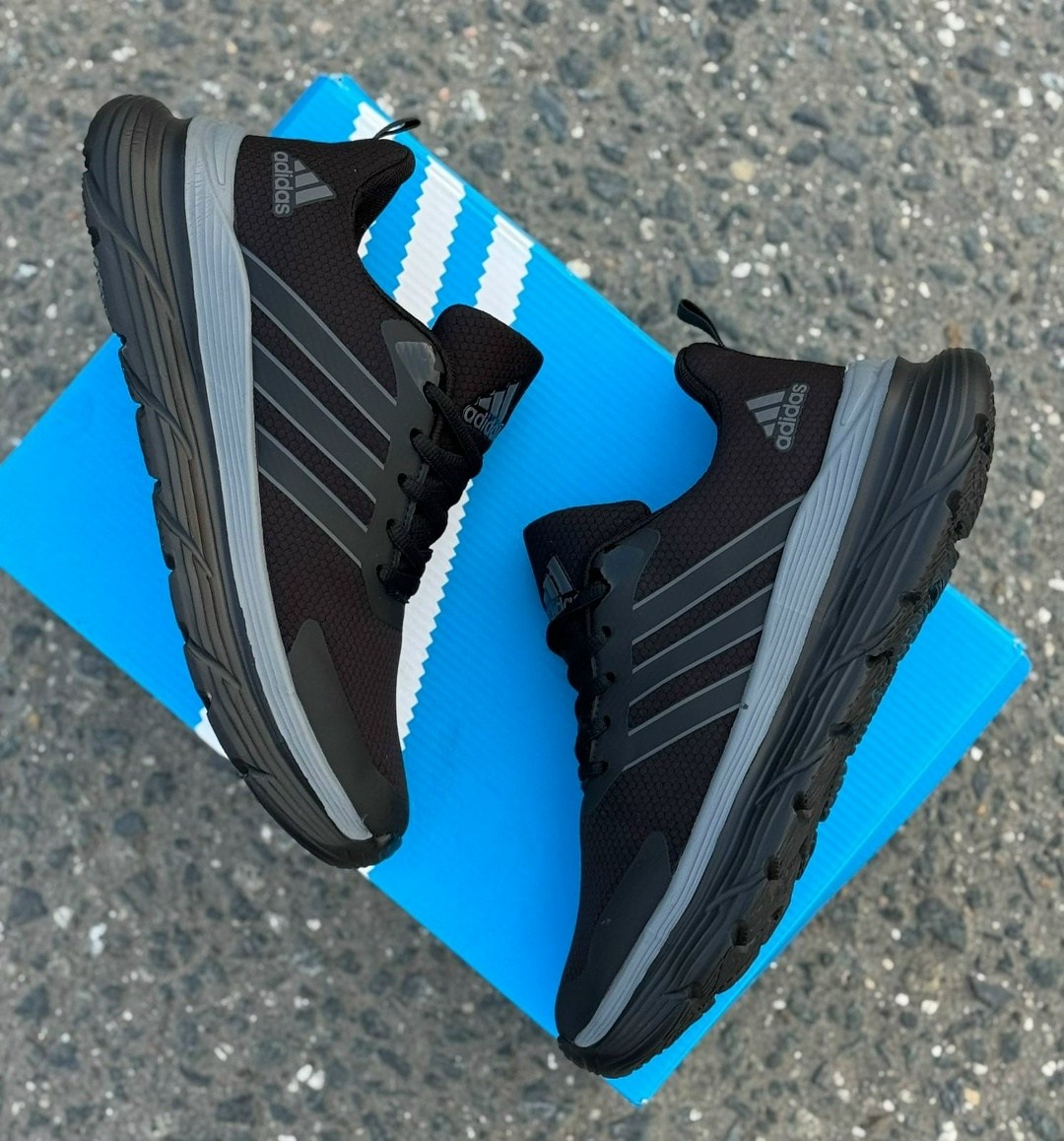 adidas кроссовки,кроссовки мужские adidas,дышащие кроссовки адидас,кроссовки адидас дыши,кроссовки мужские женские adidas