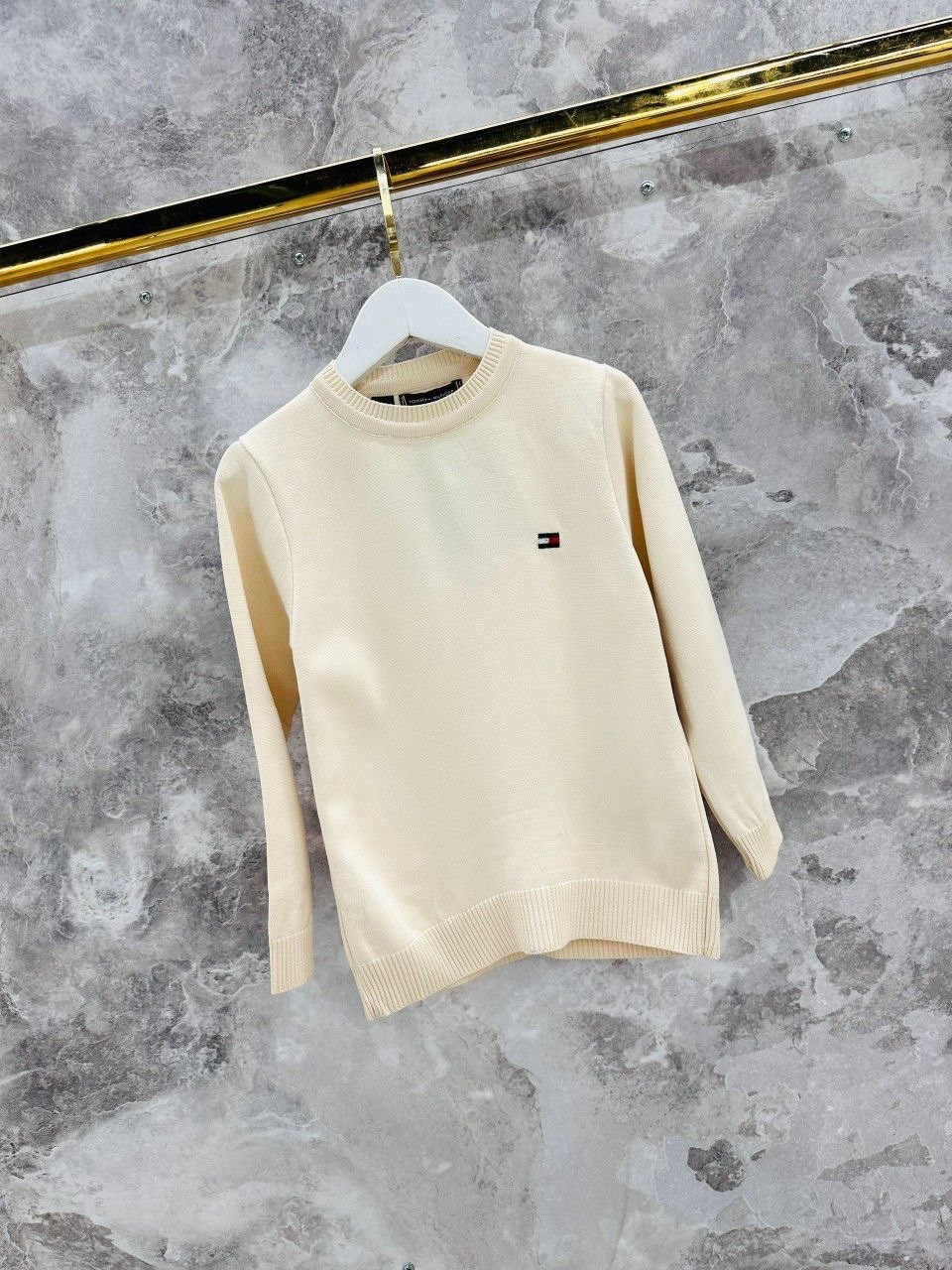 белый джемпер томми хилфигер мужской,свитер tommy hilfiger кремовый,кофта свитер,детская кофта,свитер tommy hilfiger