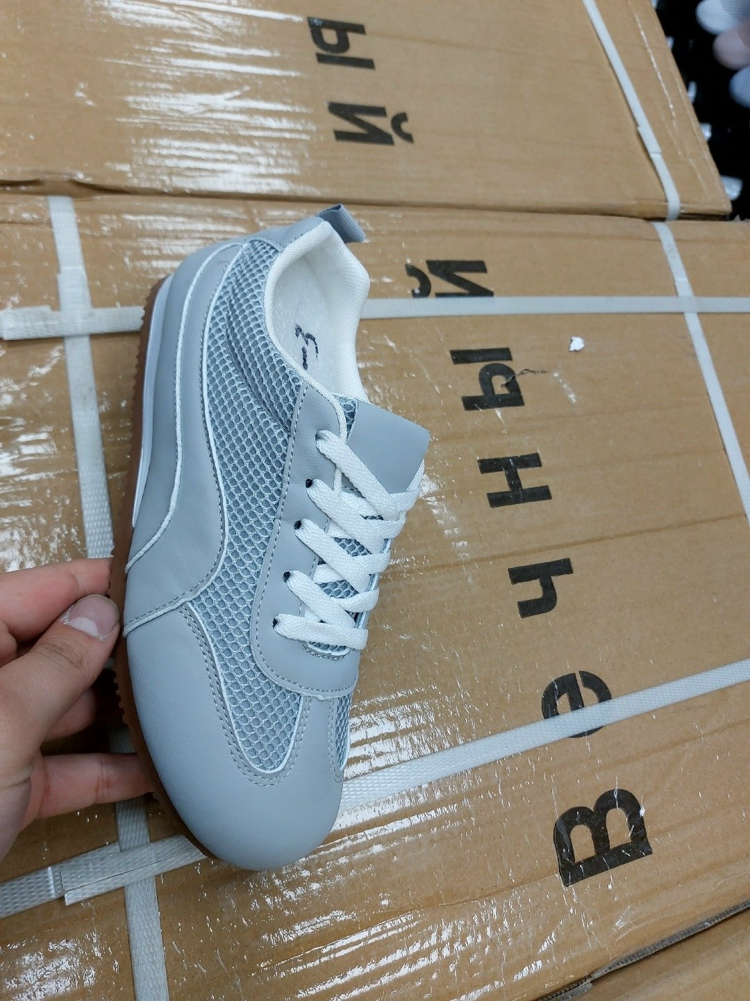 ,женские кроссовки,спортивная , для фитнеса,кроссовки для женщин