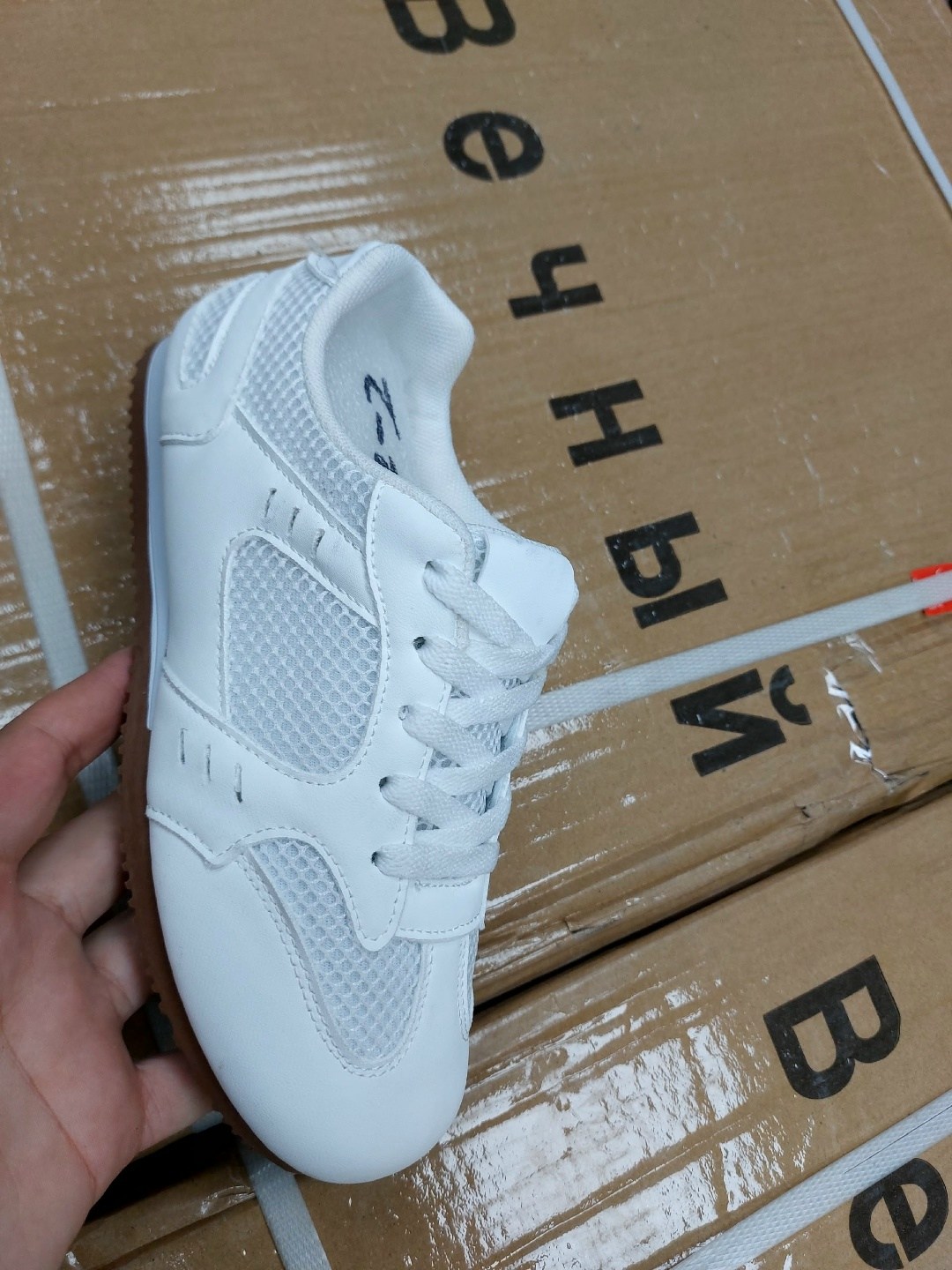 кроссовки адидас,,кроссовки adidas,спортивные кроссовки адидас мужские,мужские кроссовки