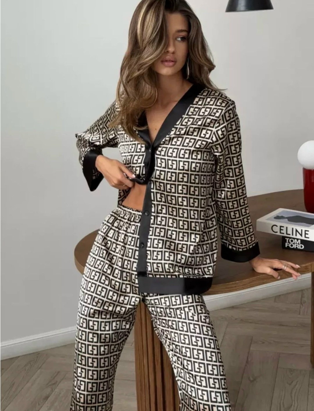 пижама шелковая фенди,женская пижама,пижама домашний костюм,комплект пижама,пижама для женщин