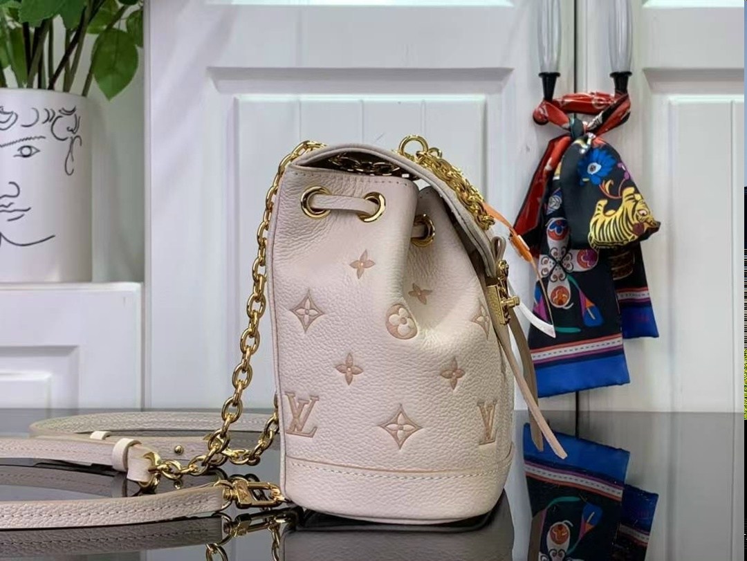 louis vuitton рюкзак,рюкзак луи виттон женский,louis vuitton рюкзак louis vuitton,рюкзак луи виттон,рюкзак луи витон женский