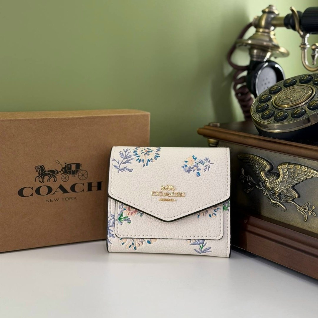 женский кошелек coach,кошелек coach,стильный женский кошелек,женские кошельки,брендовый кошелек coach