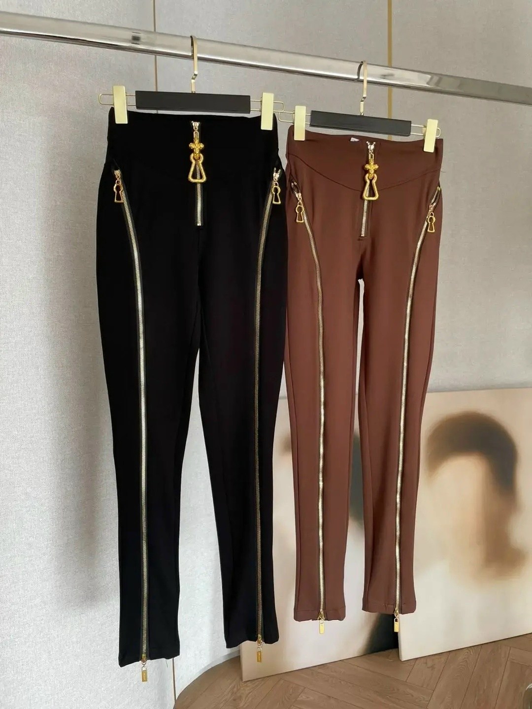 женские брюки,женские леггинсы,джинсы брюки,легинсы,спортивные леггинсы