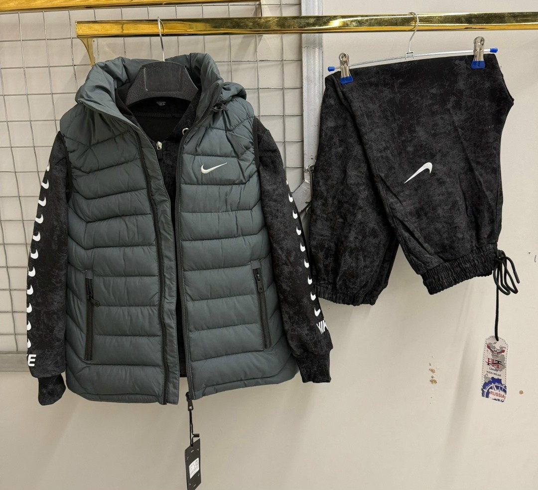 спортивный костюм тройка с жилеткой,костюм спортивный мужской nike,спортивный костюм nike,спортивный костюм nike тройка,спортивный костюм мужской nike комплект тройка