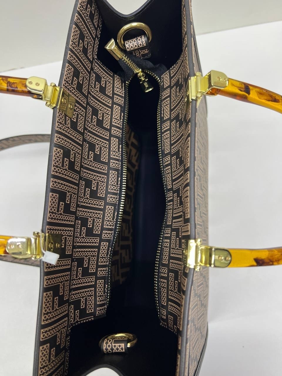 сумка женская fendi,fendi сумка,сумка фенди,сумка тоут fendi,сумка шоппер фенди