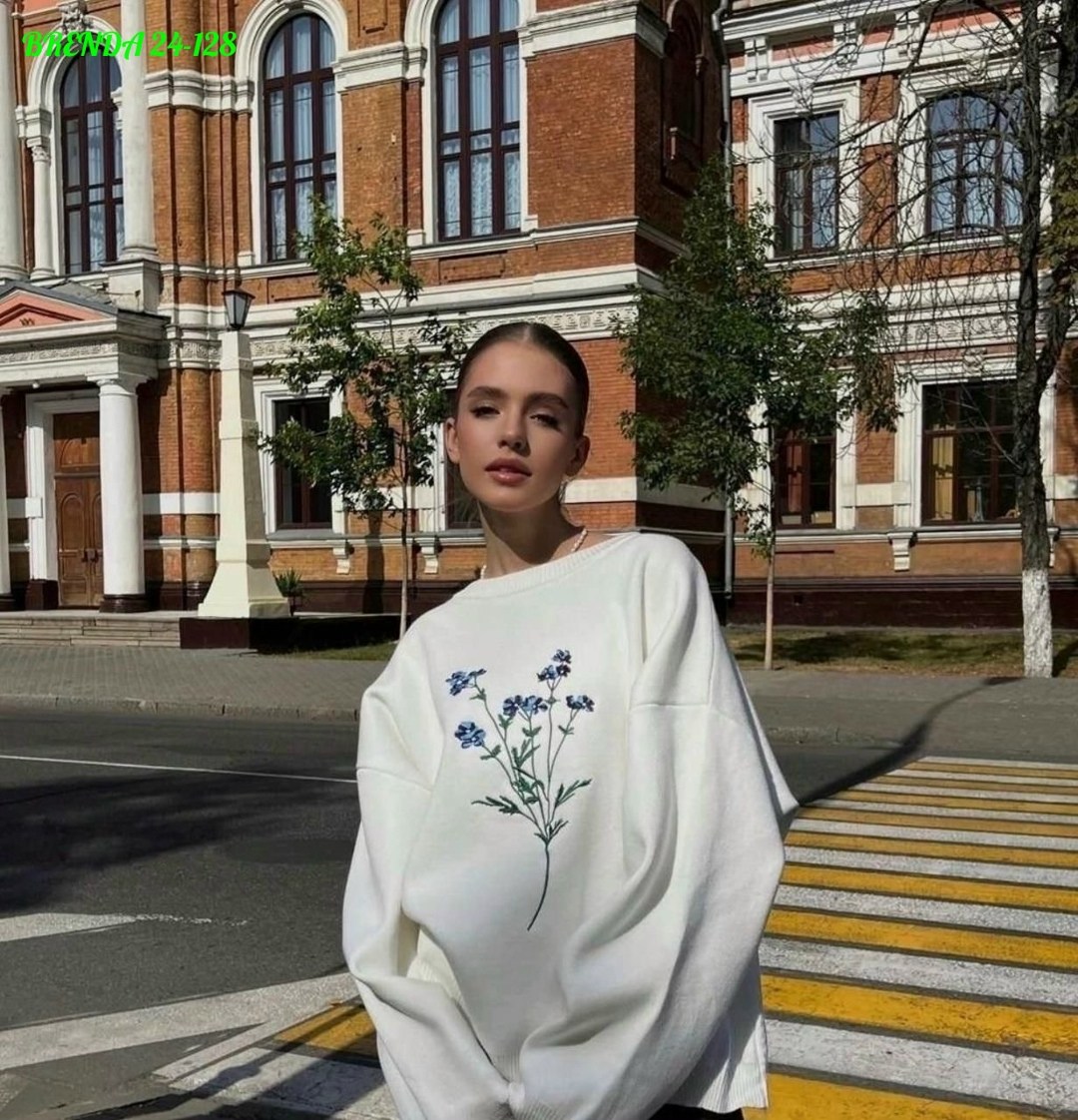свитшот женская,свитер с вышивкой,джемпер с вышивкой,женская кофта,толстовка с вышивкой