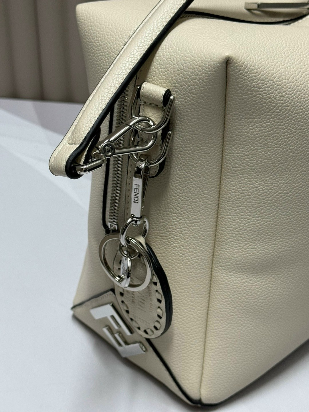 сумка,сумки женская,сумка женская бежевая,сумка женская натуральная кожа,сумка бежевая