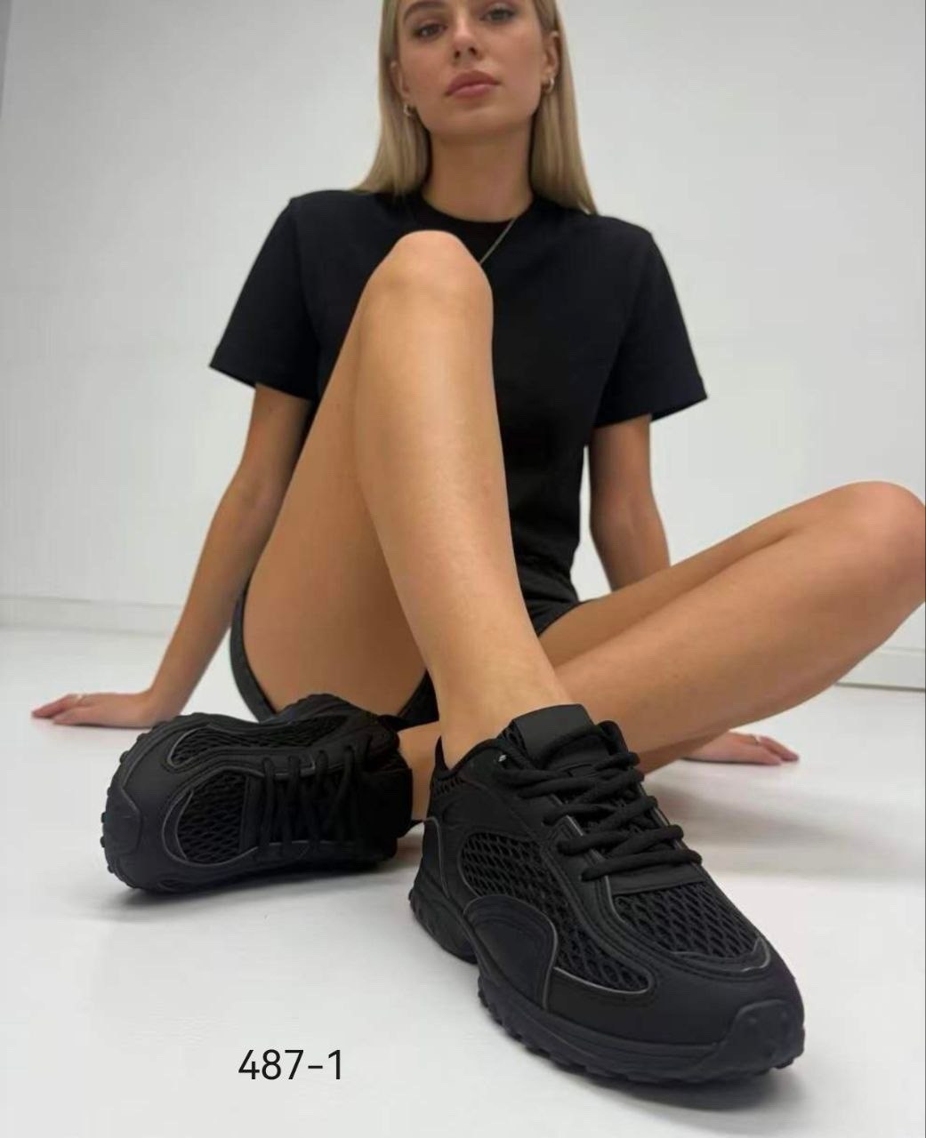 кроссовки женскиe,,повседневные кроссовки,женские модные кроссовки,кроссовки стильные