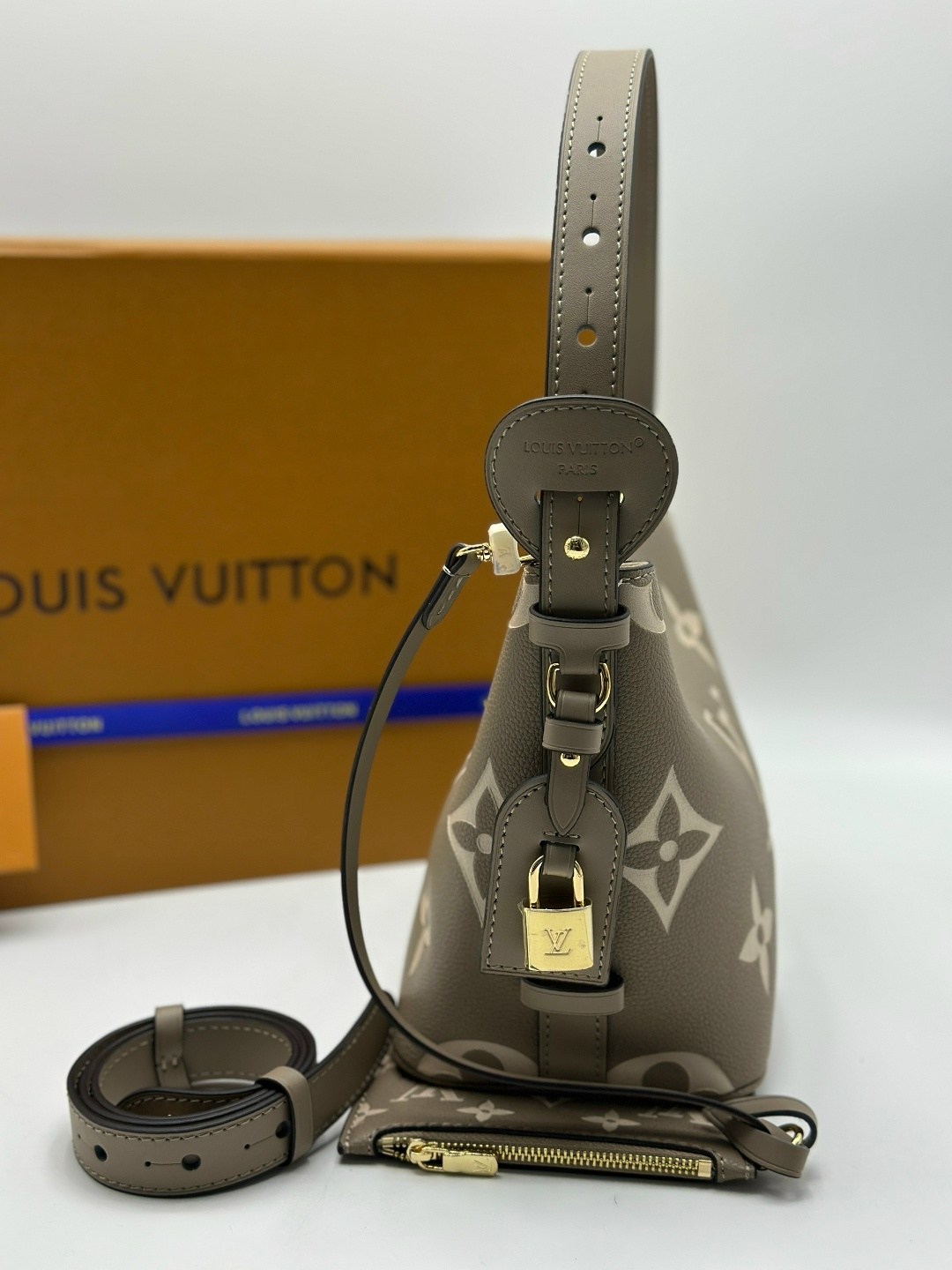 сумка женская louis vuitton,louis vuitton сумка на плечо,cумка louis vuitton,сумка луи виттон серая маленькая,сумочка луи виттон
