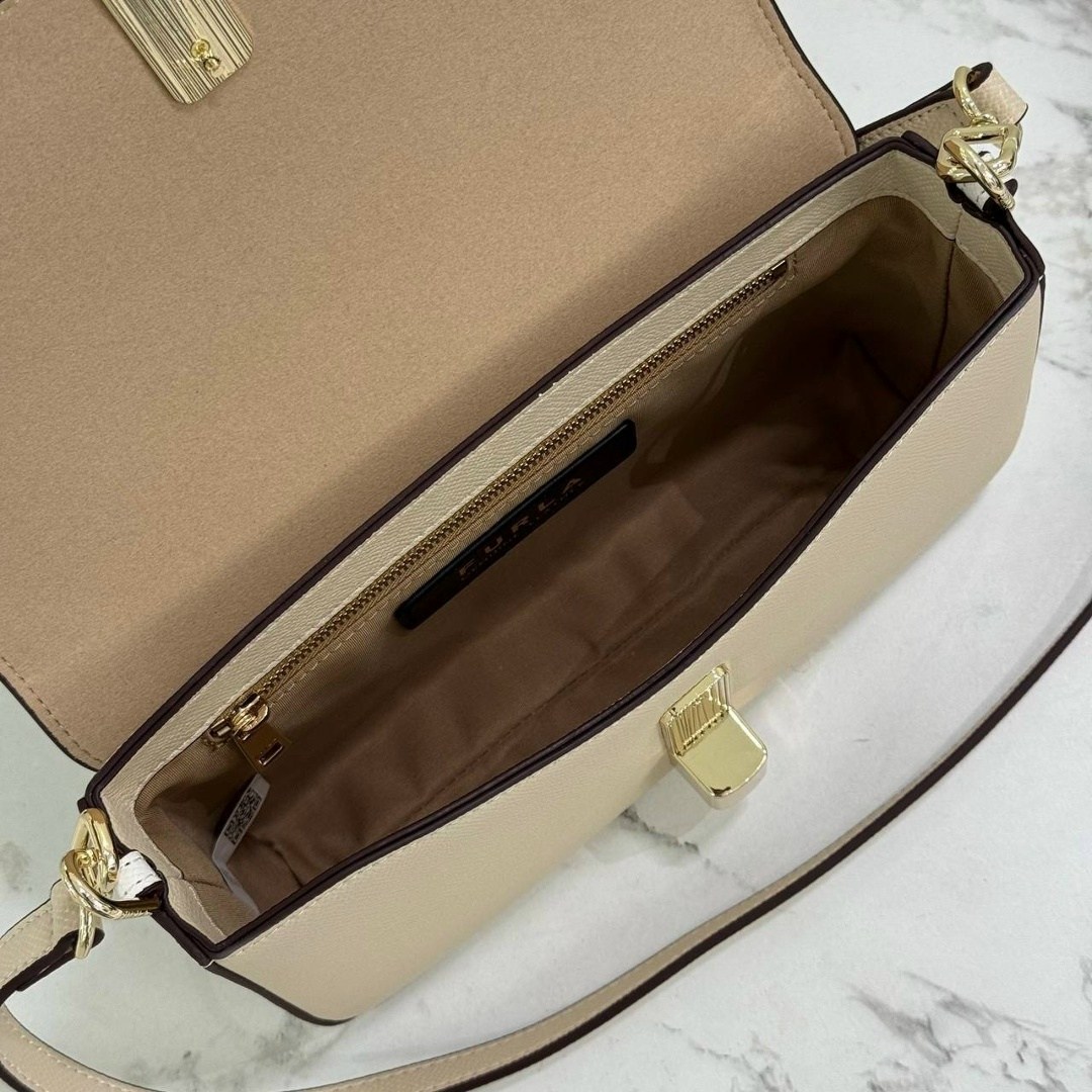 сумка,сумка женская,furla сумка,сумка женская furla,сумочка