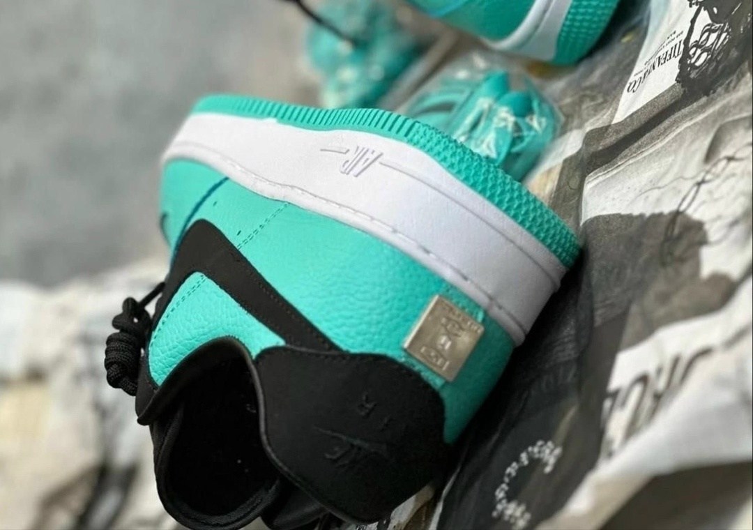 мужские кроссовки nike air force 1 low,кроссовки air force 1 tiffany nike,,nike air force 1 low,nike air force 1 low tiffany co